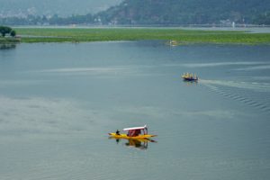 dal lake srinagar