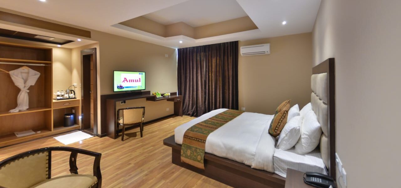 Golden Tulip 5